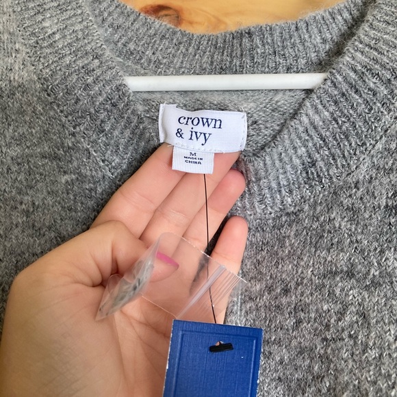 Sweater - Picture 3 of 6